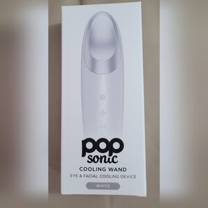 NIB. Pop Sonic Cooling EYE AND FACE WAND, WHITE. SRP. 25.00